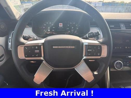 2025 Land Rover Discovery P300 S