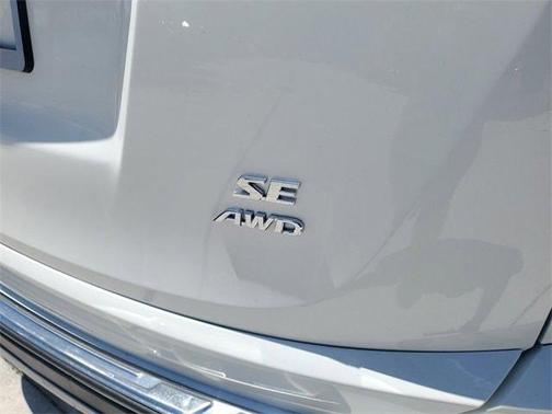 2018 Toyota RAV4 SE