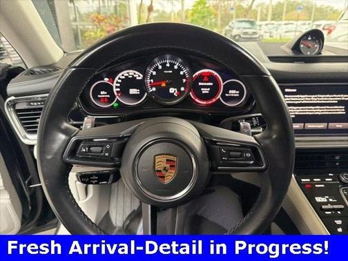 2022 Porsche Panamera 4S