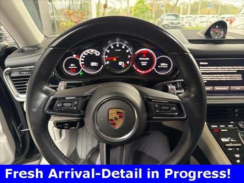 2022 Porsche Panamera 4S