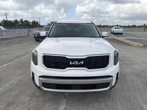 2024 Kia Telluride LX