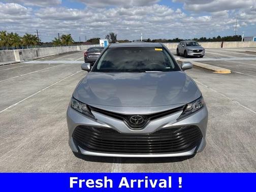 2018 Toyota Camry LE