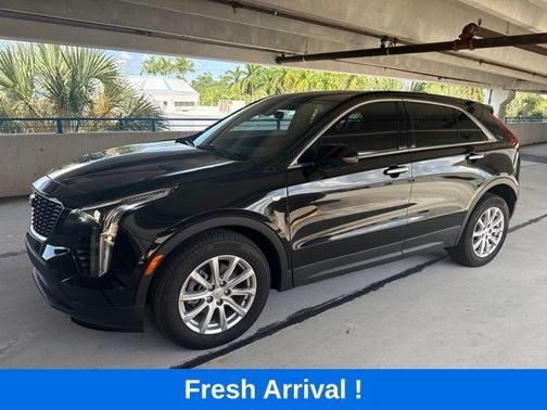 Black Metallic 2023 Cadillac XT4 Luxury