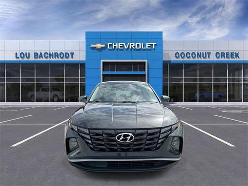 2023 Hyundai TUCSON SE