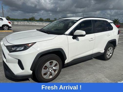 Super White 2019 Toyota RAV4 LE