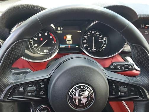 2021 Alfa Romeo Stelvio Base
