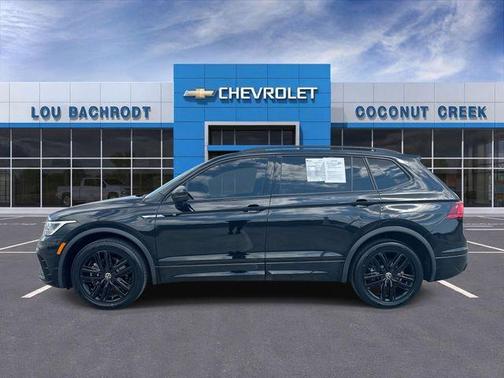 2022 Volkswagen Tiguan 2.0T SE R-Line Black