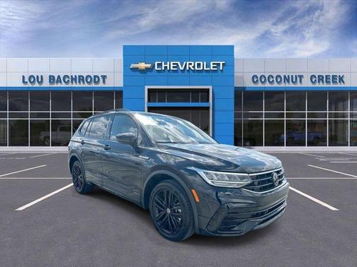 2022 Volkswagen Tiguan 2.0T SE R-Line Black