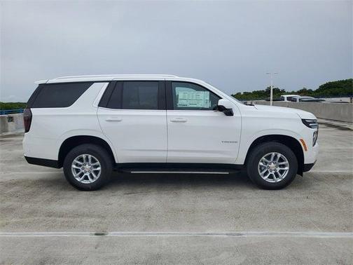 2025 Chevrolet Tahoe LS