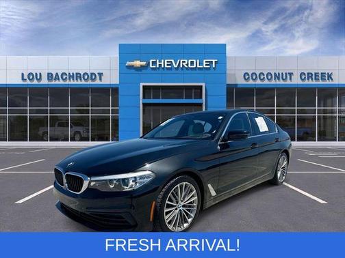 Black Sapphire Metallic 2019 BMW 530 i
