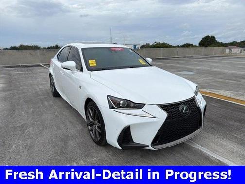 2018 Lexus IS 300 Base