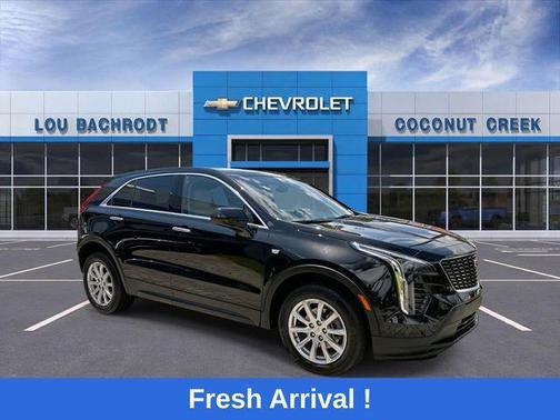 Black Metallic 2023 Cadillac XT4 Luxury