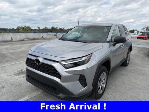 2023 Toyota RAV4 LE