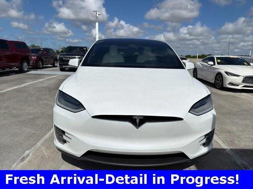 2020 Tesla Model X Long Range