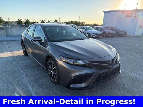 2023 Toyota Camry SE