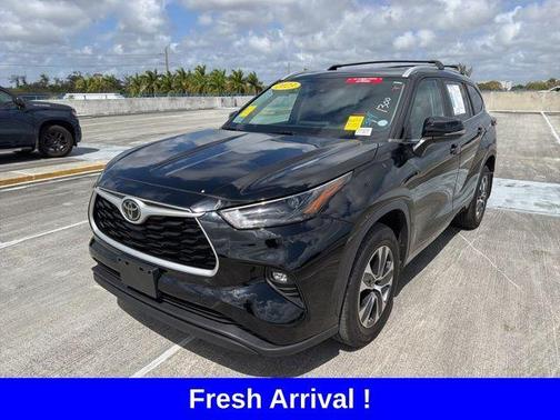 2023 Toyota Highlander XLE