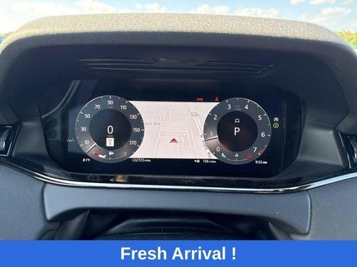 Fuji White 2024 Land Rover Range Rover Evoque Core S