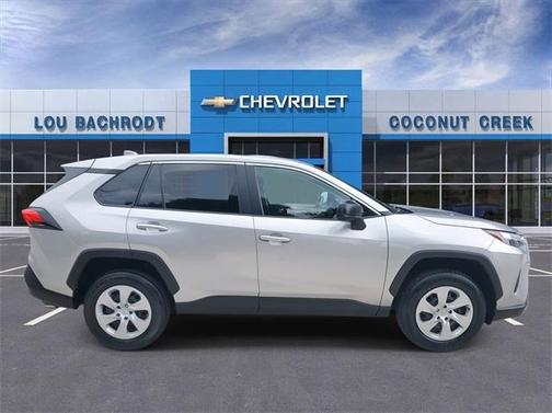 2024 Toyota RAV4 LE