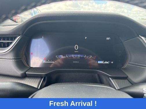 Bright White Clearcoat 2025 Jeep Grand Cherokee Laredo