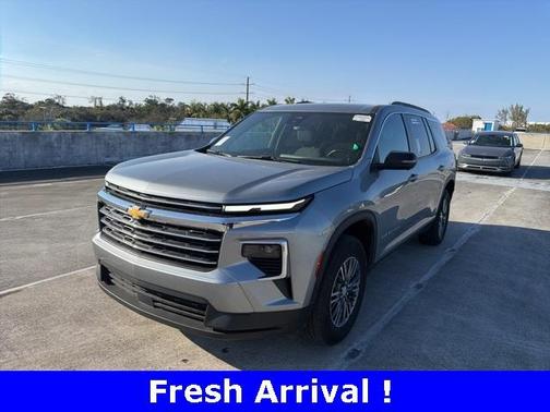 2024 Chevrolet Traverse LT