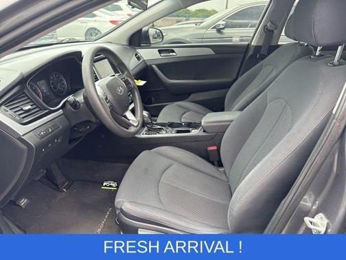 Machine Gray 2019 Hyundai SONATA SE