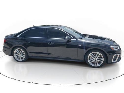 2023 Audi A4 45 S line Premium Plus