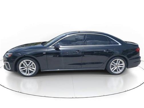 2023 Audi A4 45 S line Premium Plus