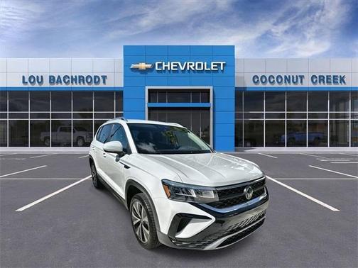 2024 Volkswagen Taos 1.5T SE