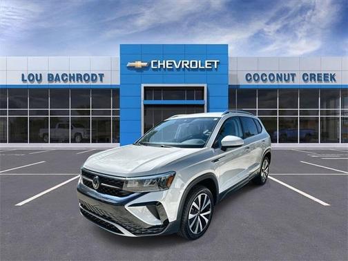 2024 Volkswagen Taos 1.5T SE