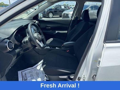 Fresh Powder 2023 Nissan Kicks SV