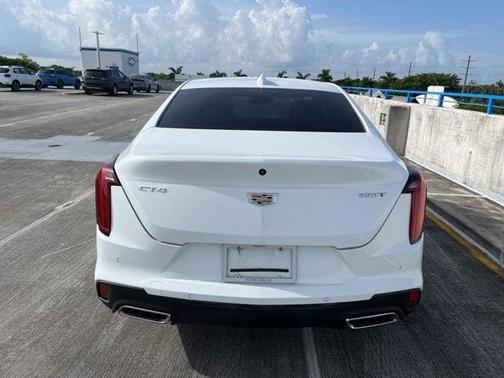 2023 Cadillac CT4 Luxury