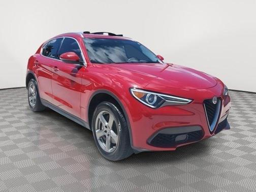 2021 Alfa Romeo Stelvio Base