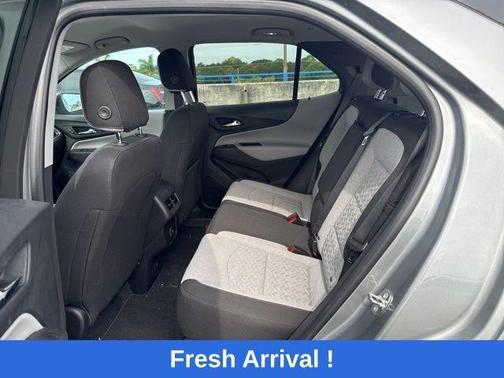 Sterling Gray Metallic 2023 Chevrolet Equinox 1LT
