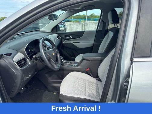 Sterling Gray Metallic 2023 Chevrolet Equinox 1LT
