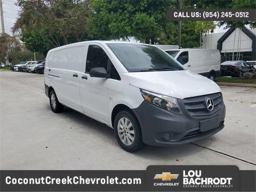 2022 Mercedes-Benz Metris Base