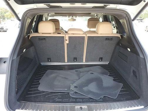 2019 Porsche Cayenne Base