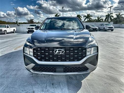 2022 Hyundai SANTA FE SE