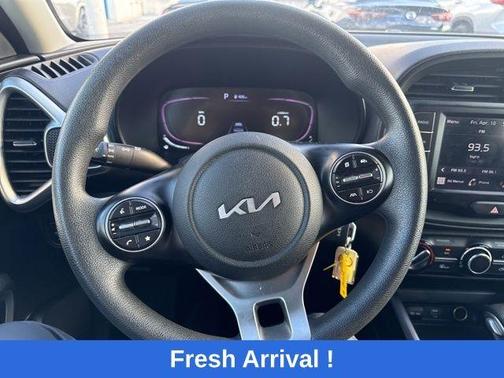 Gravity Gray 2024 Kia Soul LX