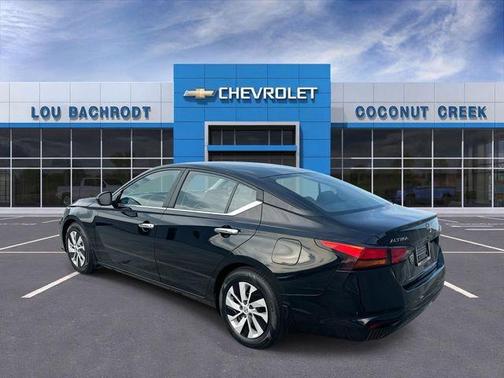 Black 2024 Nissan Altima 2.5 S