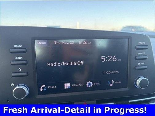 2024 Hyundai ELANTRA SE