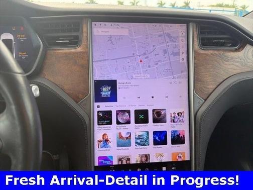 2021 Tesla Model X Long Range