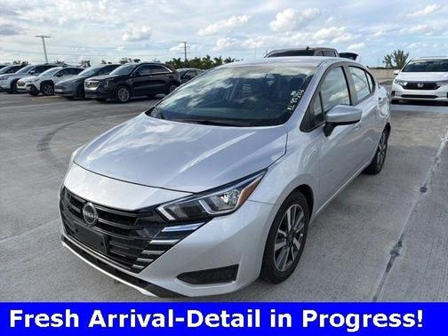 2023 Nissan Versa 1.6 SV