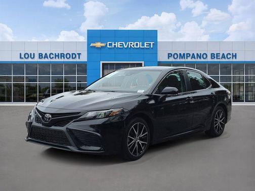 Midnight Black Metallic 2023 Toyota Camry SE