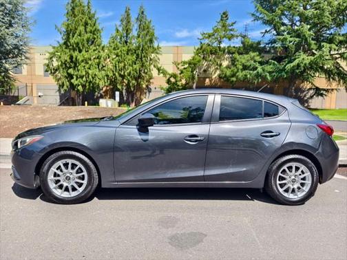 2016 Mazda Mazda3 i Sport