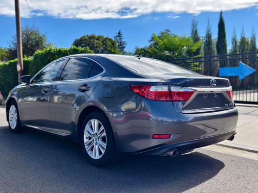 2013 Lexus ES 350 Base