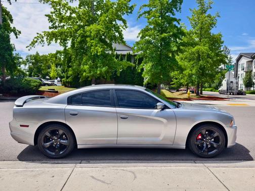 2013 Dodge Charger SXT
