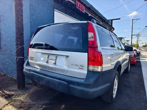 2002 Volvo V70 XC