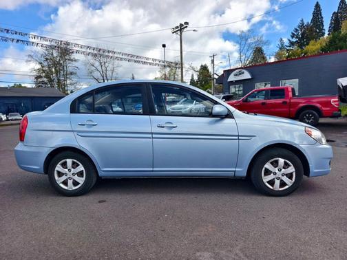 Blue 2011 Hyundai Accent SE