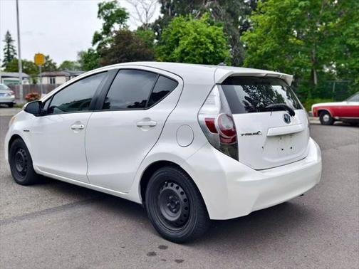 2013 Toyota Prius c One