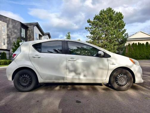 2013 Toyota Prius c One